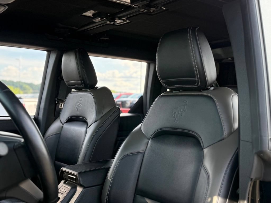 Certified 2025 Ford Bronco Outer Banks AWD/4WD image 13