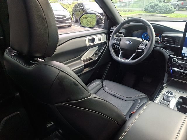 Certified 2023 Ford Explorer ST w/ Equipment Group 401A AWD/4WD image 17