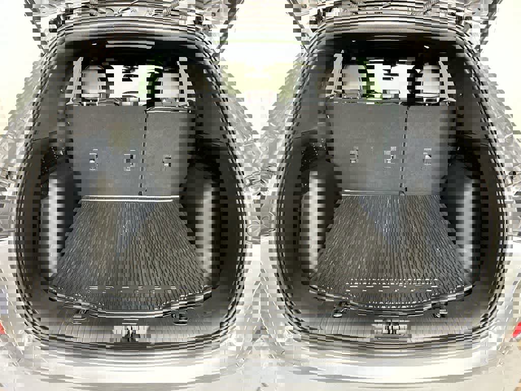 Certified 2023 Ford Escape ST-Line w/ Tech Pack #1 image 24