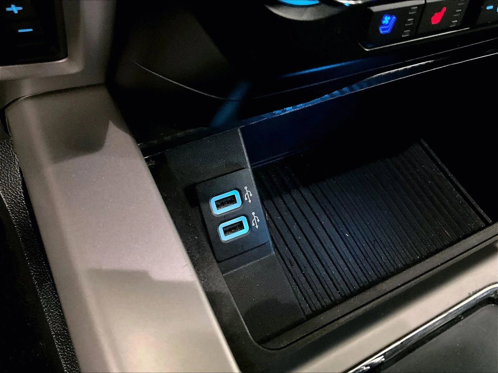 Certified 2018 Ford F150 Lariat image 31