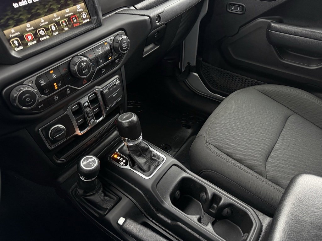 Used 2023 Jeep Gladiator Willys image 20