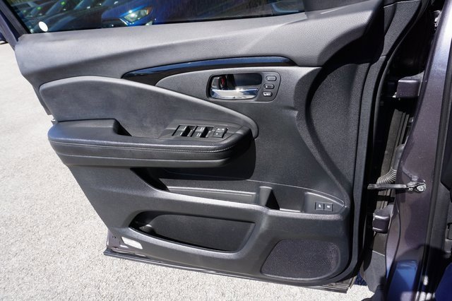 Used 2019 Honda Pilot Elite image 26