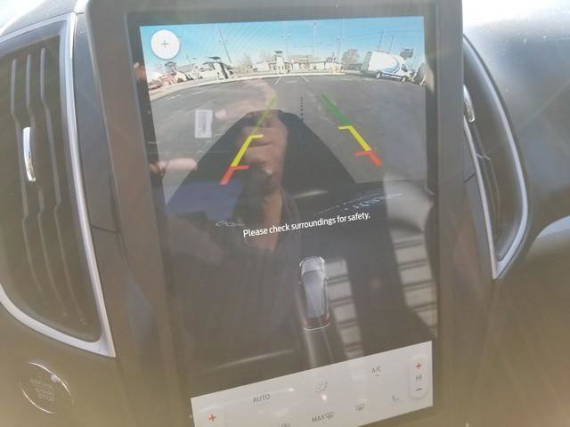 Certified 2024 Ford Edge SEL w/ Convenience Package image 20