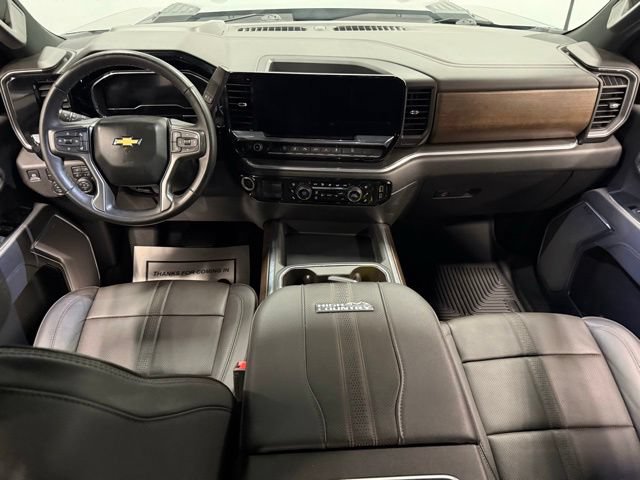 Used 2025 Chevrolet Silverado 2500 High Country w/ High Country Premium Package AWD/4WD image 38