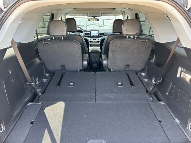 Certified 2023 Ford Explorer XLT w/ Equipment Group 202A AWD/4WD image 11