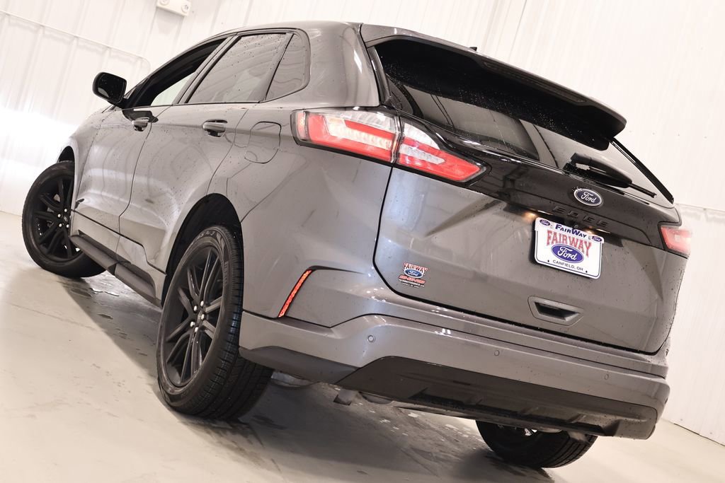 Certified 2023 Ford Edge ST-Line image 4