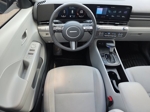 Used 2024 Hyundai Kona SEL FWD image 12