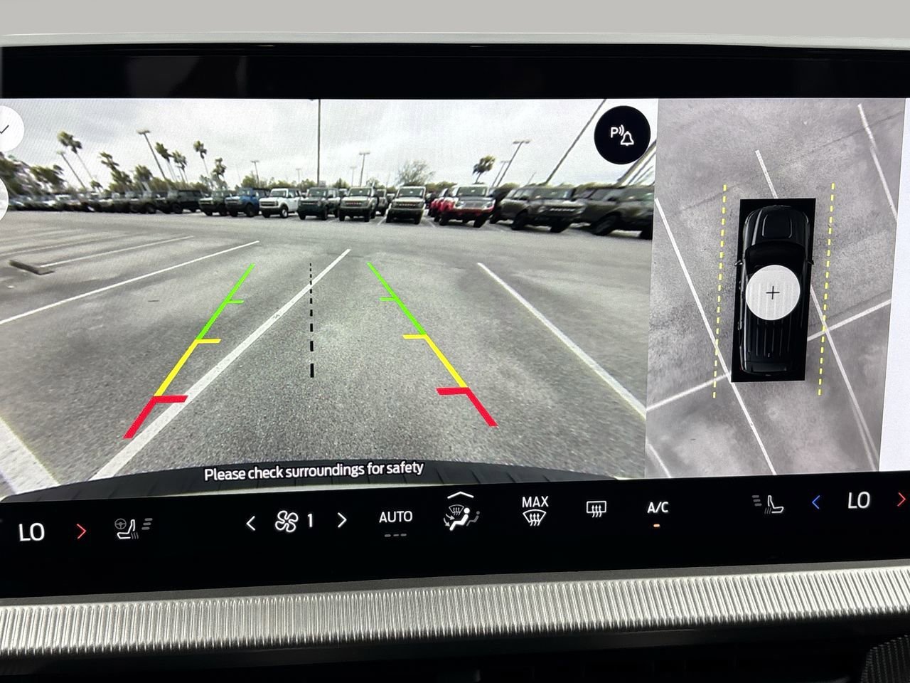 Certified 2025 Ford Explorer ST-Line w/ Premium Package image 27