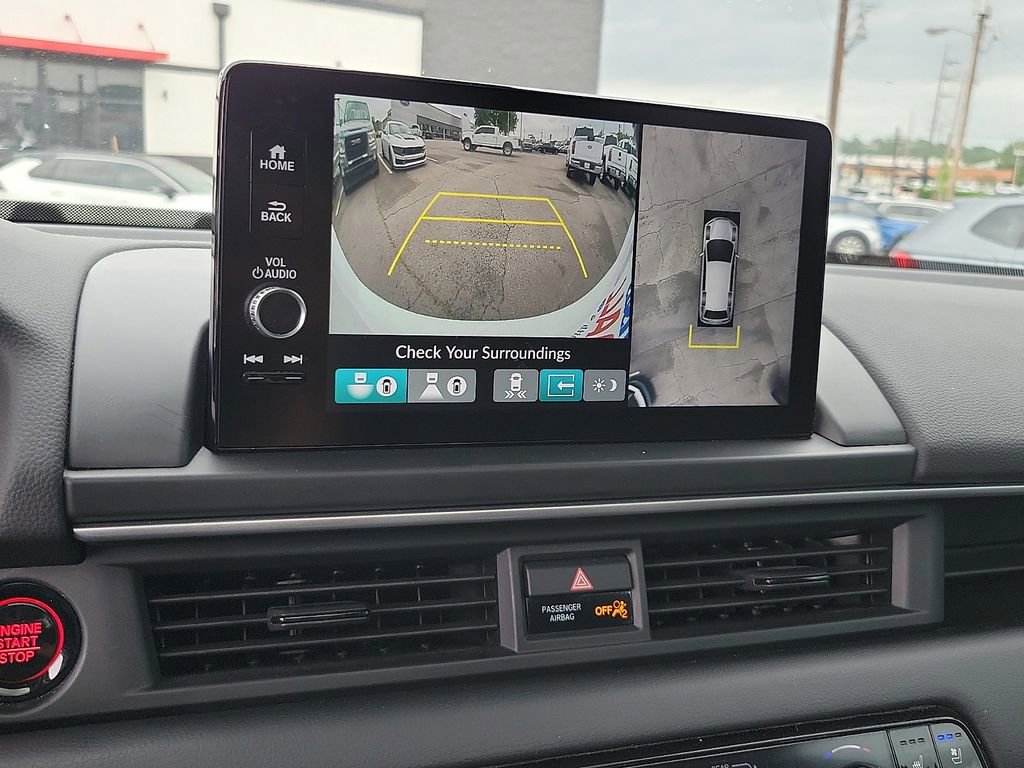 Used 2025 Honda Pilot Black Edition image 15