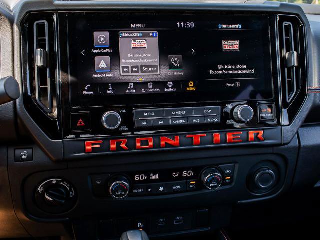 Used 2025 Nissan Frontier PRO-4X AWD/4WD image 18