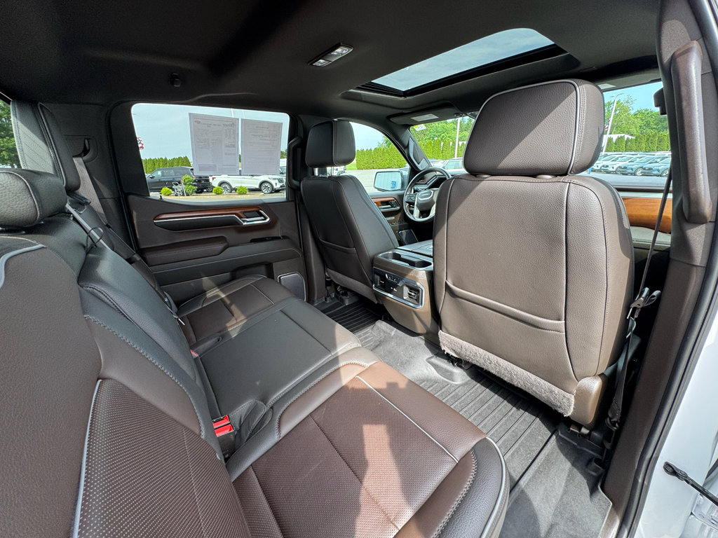 Used 2022 GMC Sierra 1500 Denali w/ Technology Package AWD/4WD image 23
