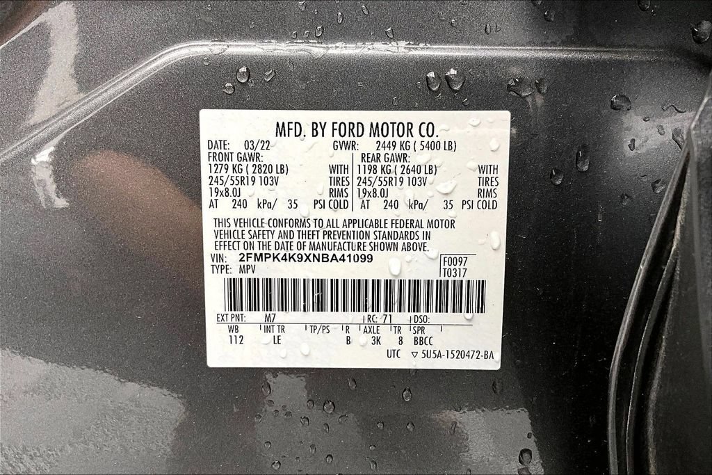 Certified 2022 Ford Edge Titanium AWD/4WD image 35