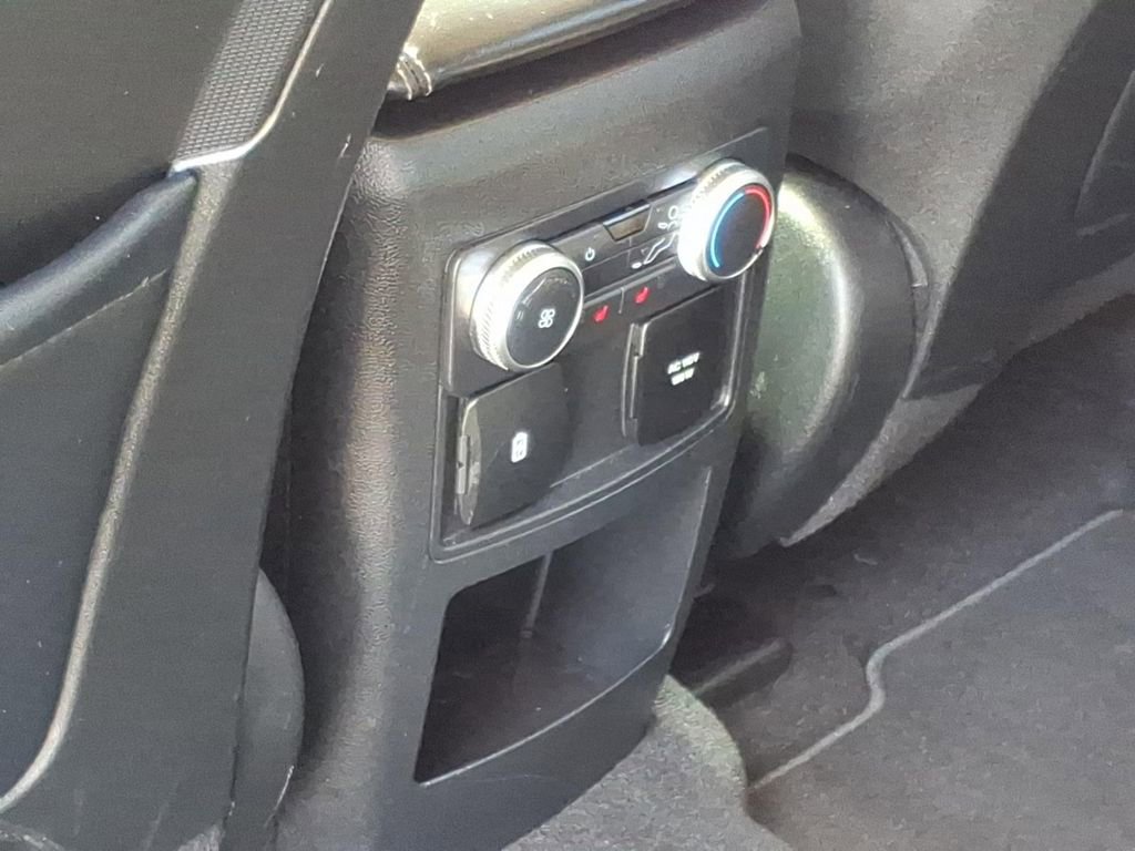 Certified 2020 Ford Explorer Limited RWD image 16