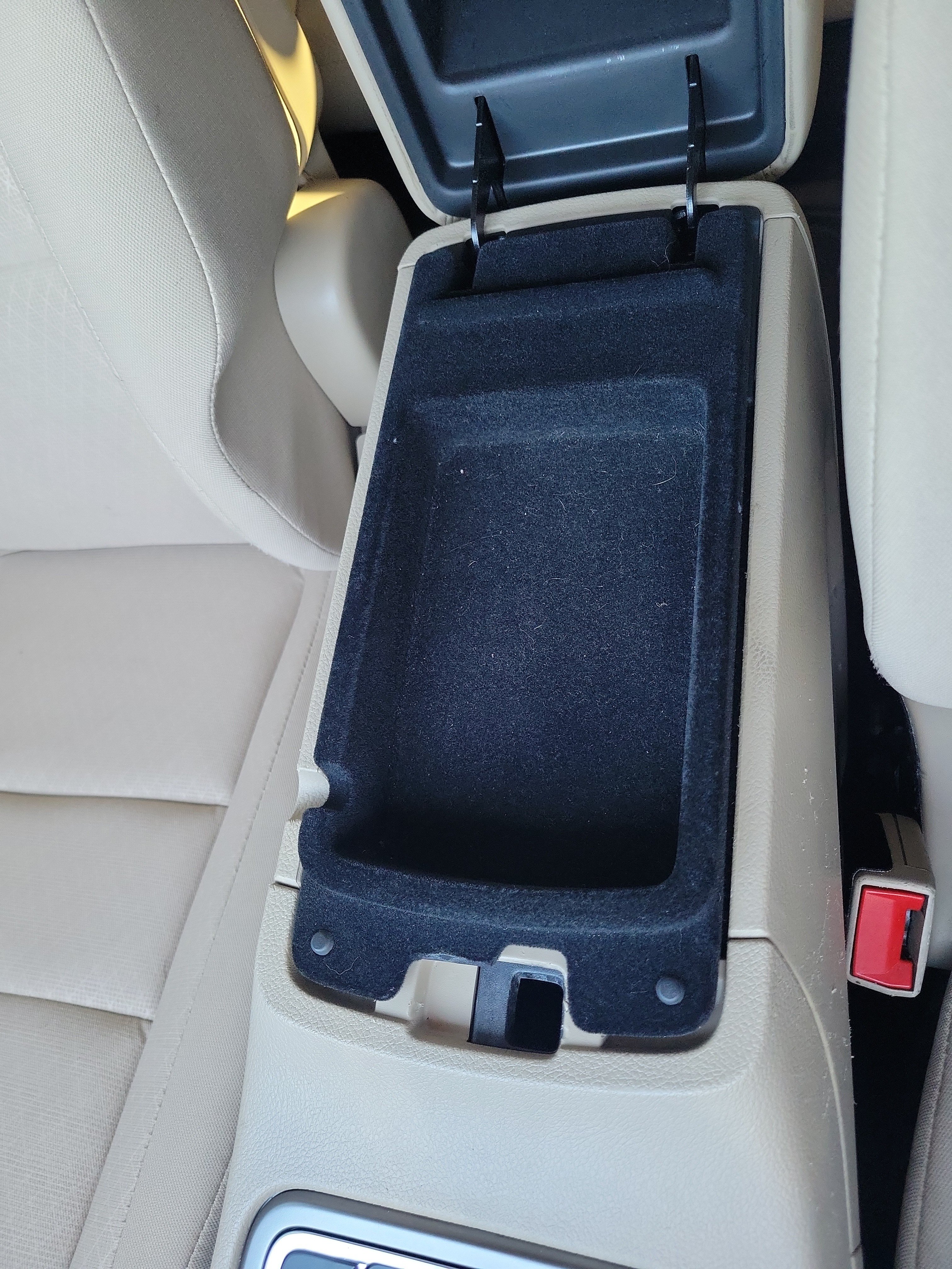 Used 2019 Jeep Grand Cherokee Laredo AWD/4WD image 26