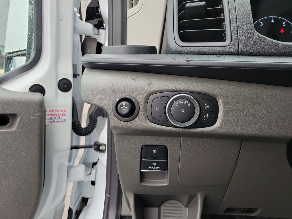 Certified 2024 Ford Transit 350 XLT image 22