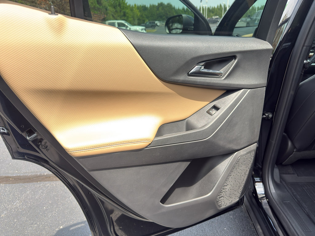 Used 2026 Chevrolet Equinox ACTIV w/ LPO, Floor Liner Package AWD/4WD image 11