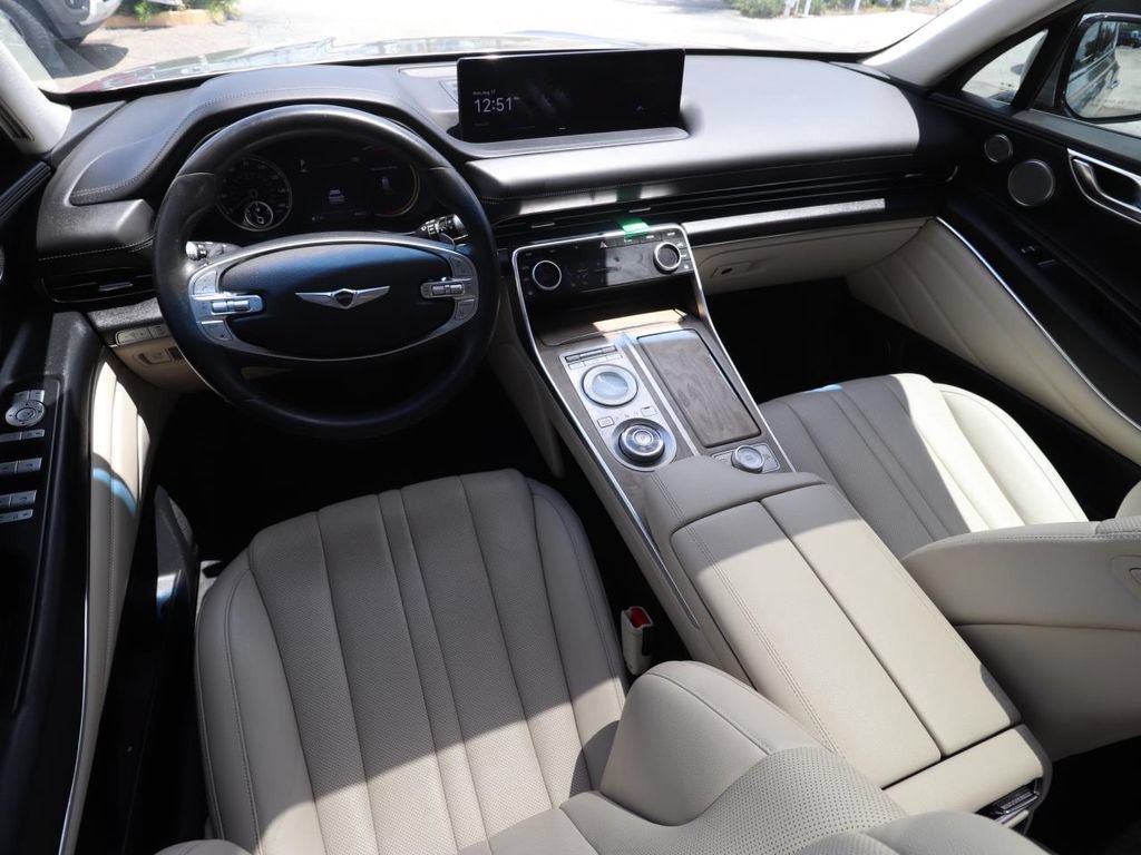 Used 2021 Genesis GV80 2.5T w/ Advanced Package 03 RWD image 9