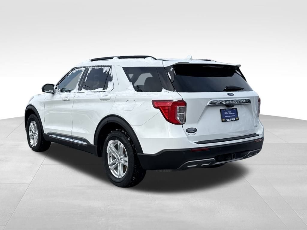 Certified 2023 Ford Explorer XLT w/ Equipment Group 202A image 3
