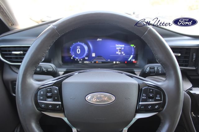 Certified 2022 Ford Explorer Platinum AWD/4WD image 25
