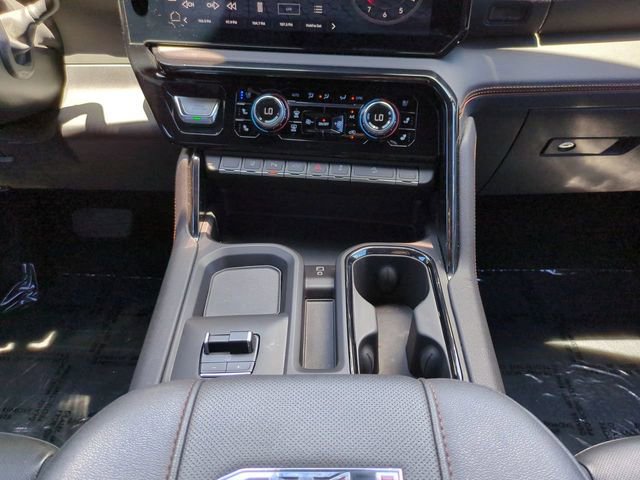 Used 2024 GMC Sierra 3500 AT4 w/ AT4 Premium Plus Package AWD/4WD image 21