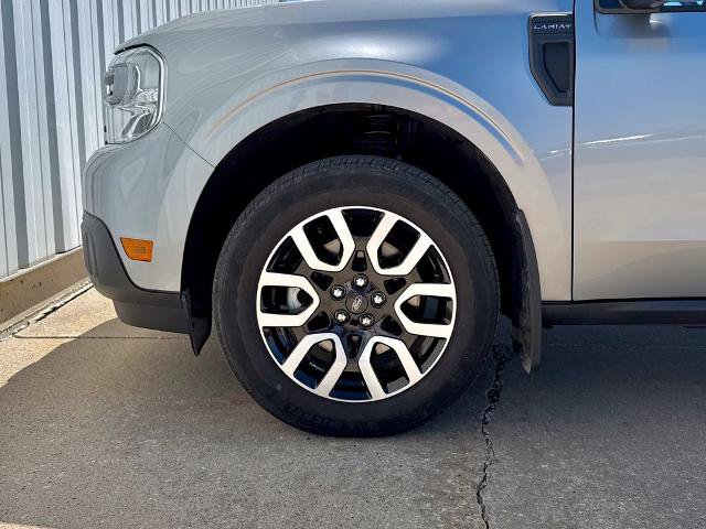 Certified 2022 Ford Maverick Lariat w/ Lariat Luxury Package AWD/4WD image 34