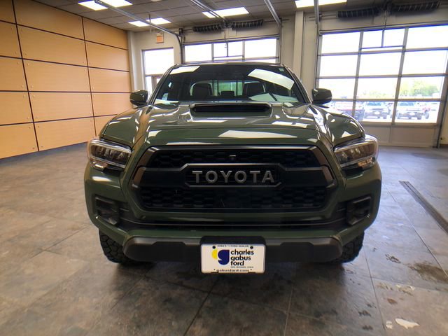 Used 2020 Toyota Tacoma TRD Pro AWD/4WD image 2