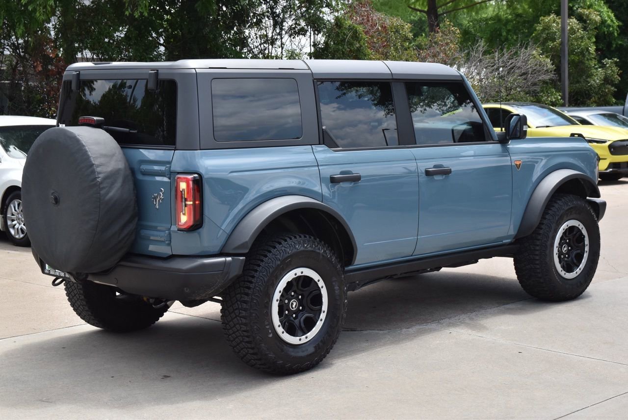 Certified 2023 Ford Bronco Badlands w/ Sasquatch Package AWD/4WD image 7