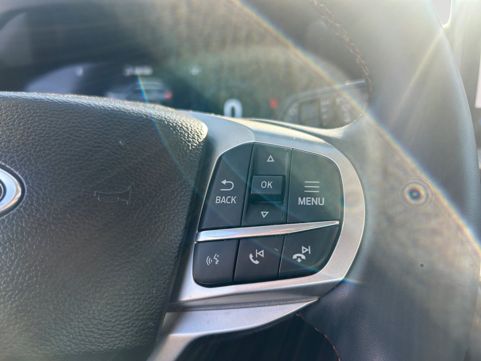 Certified 2025 Ford Explorer Active RWD image 17