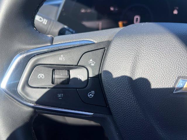 Used 2025 Chevrolet Trax LT w/ LT Convenience Package FWD image 22
