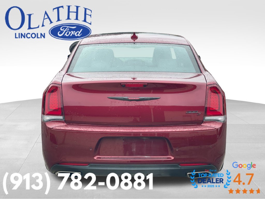 Used 2023 Chrysler 300 S RWD image 4