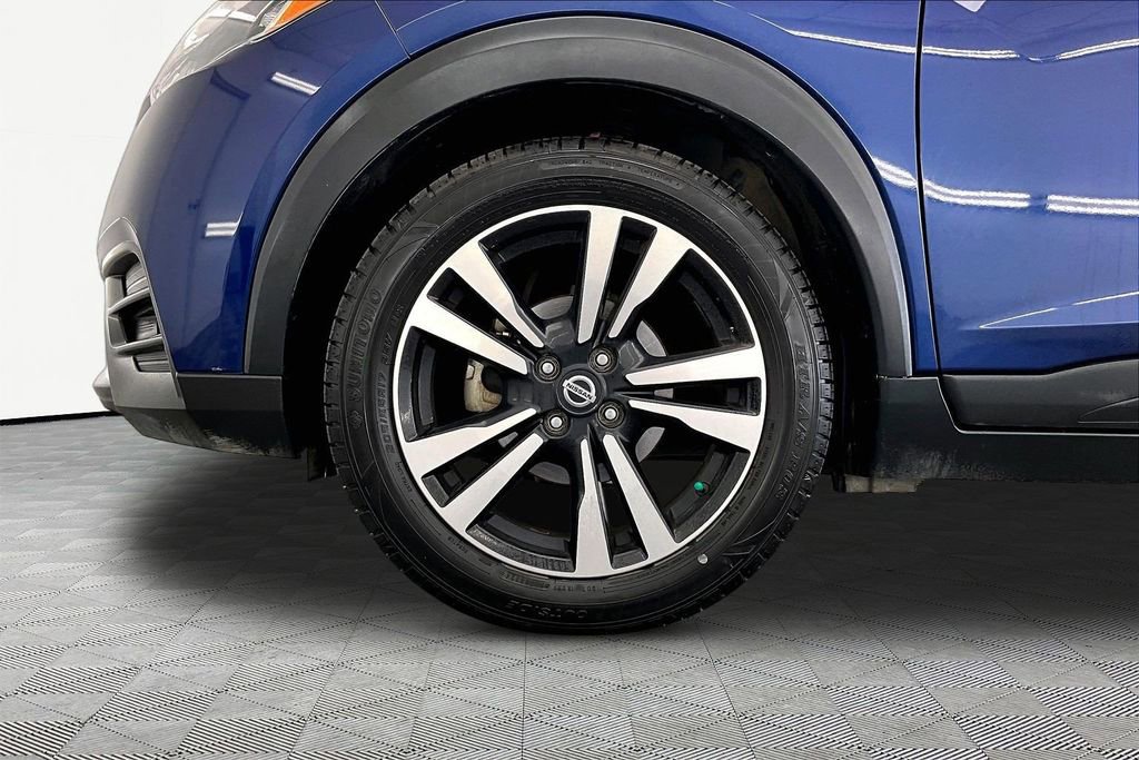 Used 2020 Nissan Kicks SV FWD image 9