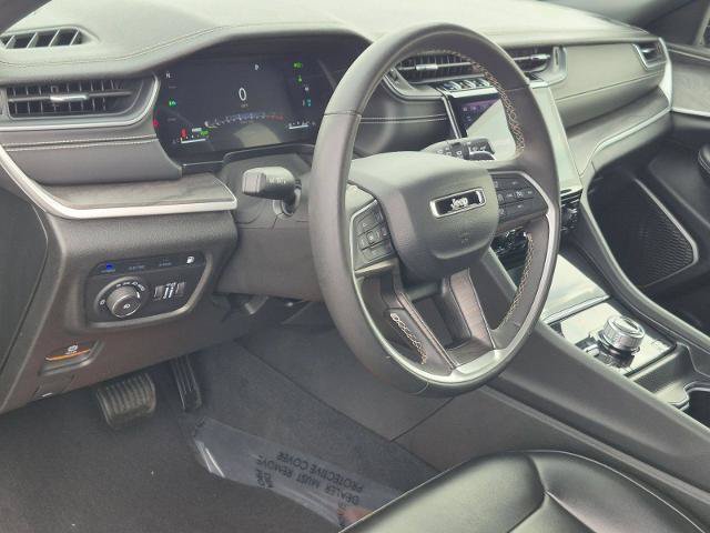 Used 2024 Jeep Grand Cherokee Limited 4xe AWD/4WD image 11