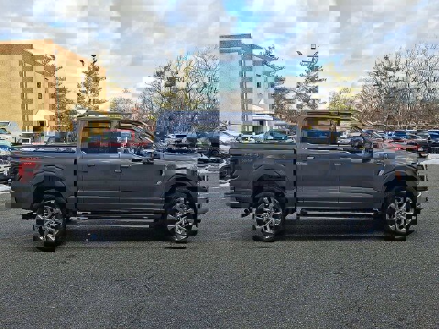 Certified 2025 Ford F150 Lariat w/ Equipment Group 501A Mid image 9