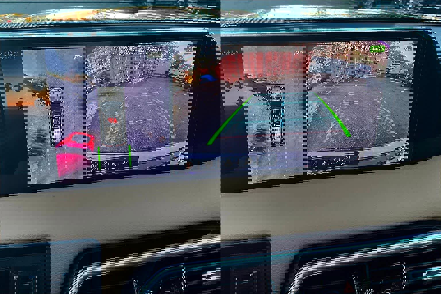 Used 2025 Nissan Armada Platinum Reserve image 28