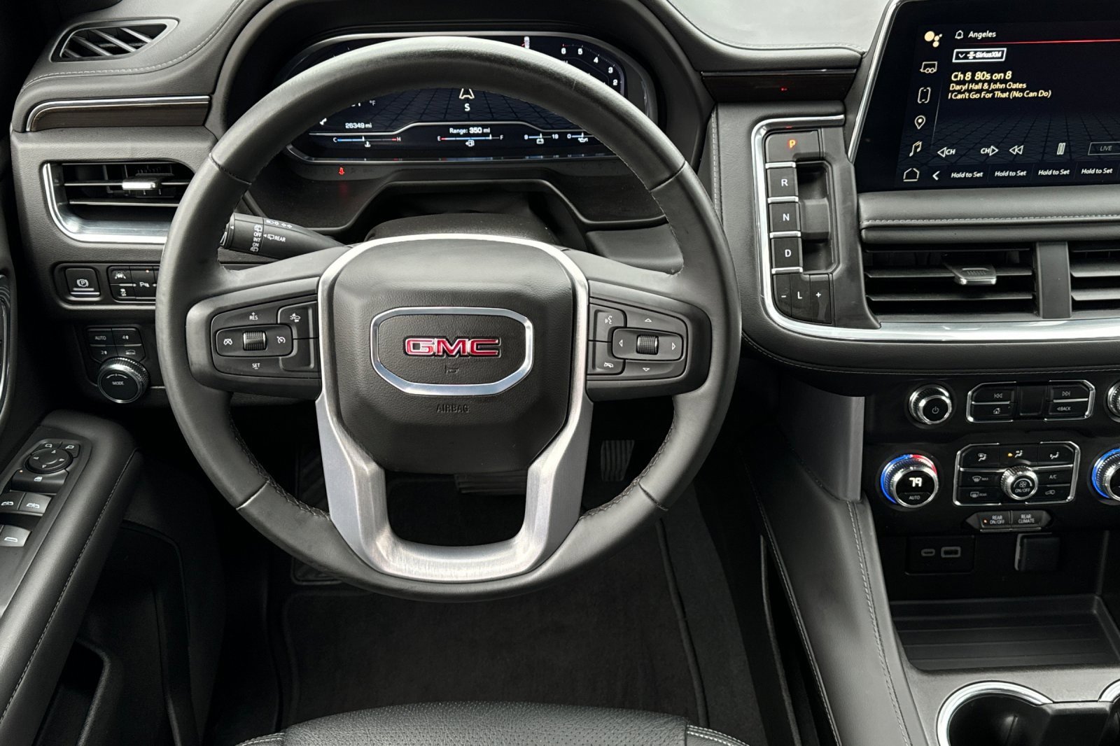 Used 2024 GMC Yukon XL SLE image 15