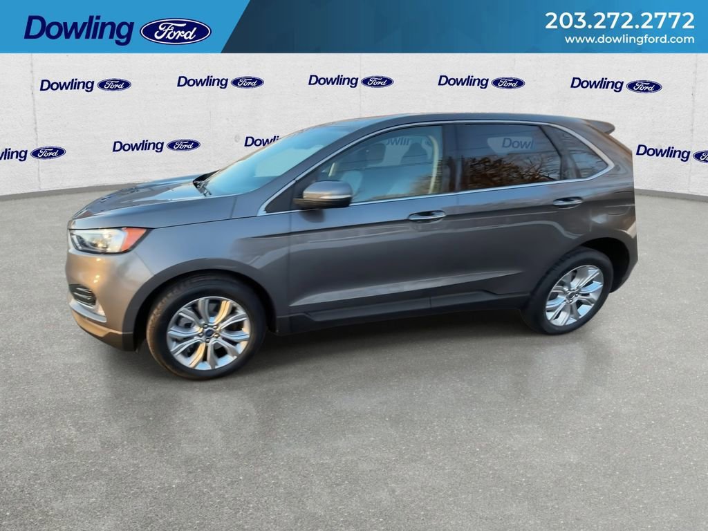 Certified 2022 Ford Edge Titanium image 2