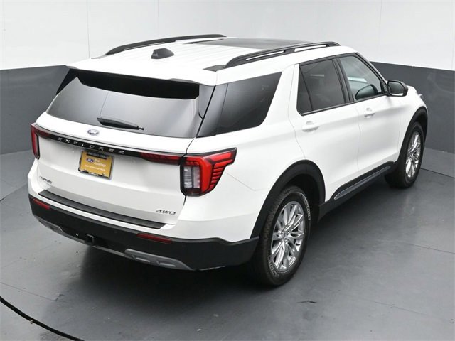 Certified 2025 Ford Explorer Active w/ Active Comfort Package image 16