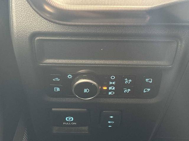 Certified 2025 Ford F150 Lariat w/ Equipment Group 502A High AWD/4WD image 17