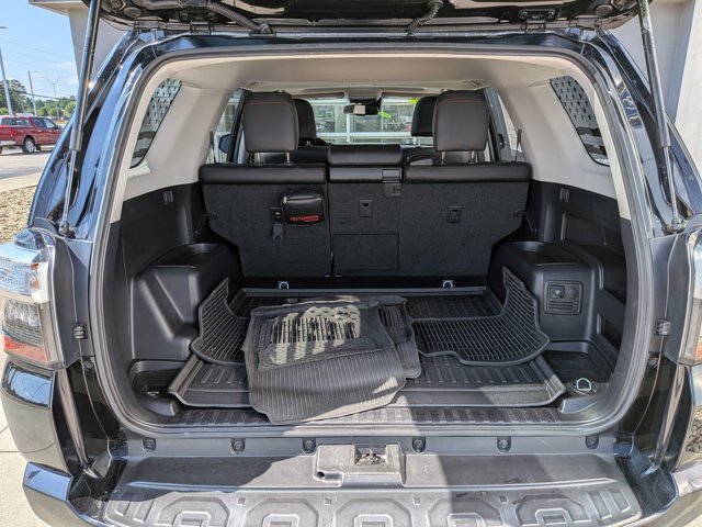 Used 2023 Toyota 4Runner TRD Off-Road Premium w/ Moonroof Package AWD/4WD image 34