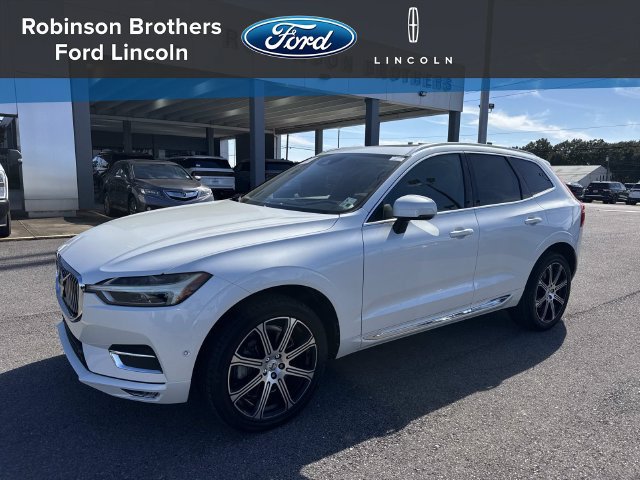 Used 2018 Volvo XC60 T6 Inscription w/ Convenience Package
