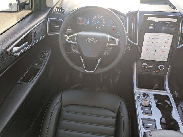 Certified 2023 Ford Edge SEL w/ Convenience Package AWD/4WD image 17