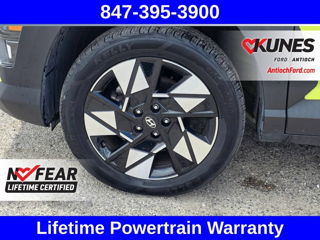 Used 2024 Hyundai Kona SEL AWD/4WD image 16