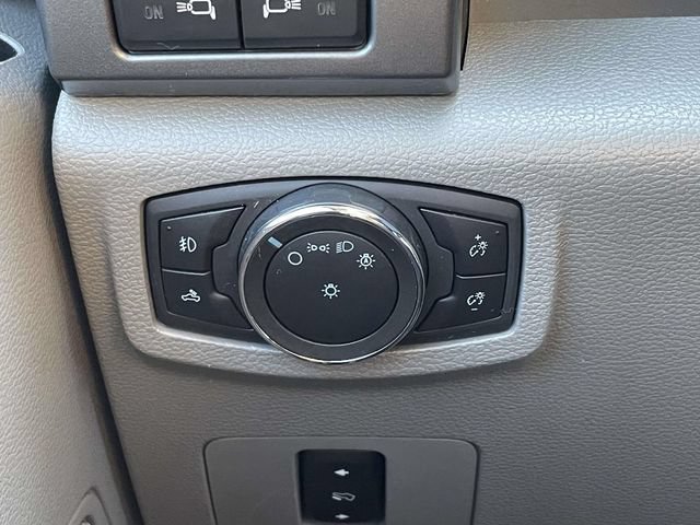 Certified 2020 Ford F250 XLT w/ XLT Premium Package AWD/4WD image 19