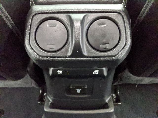 Used 2022 Jeep Wrangler Unlimited Sahara AWD/4WD image 17