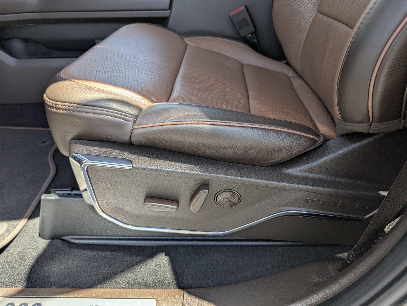 Certified 2025 Ford F250 King Ranch AWD/4WD image 25