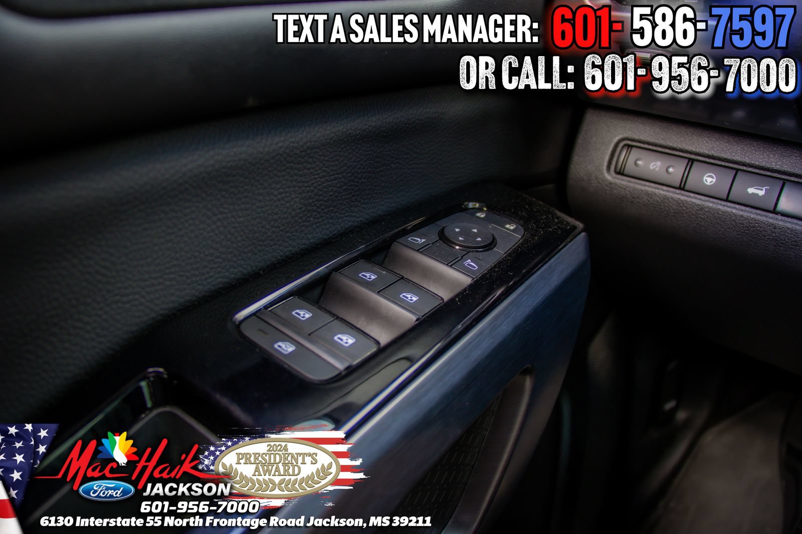Used 2025 Nissan Pathfinder SL AWD/4WD image 22