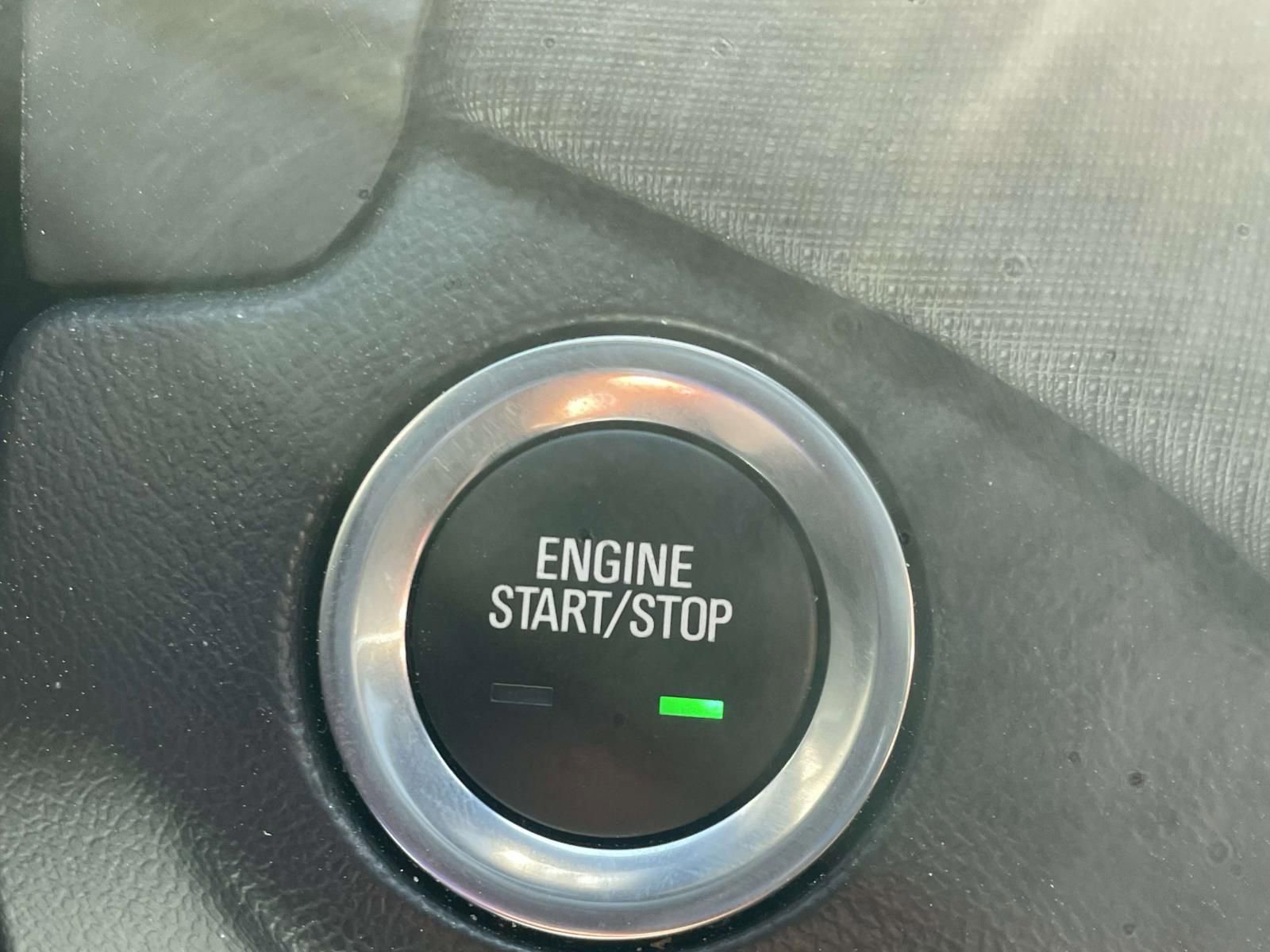 Used 2022 Chevrolet Equinox RS w/ RS Leather Package image 22