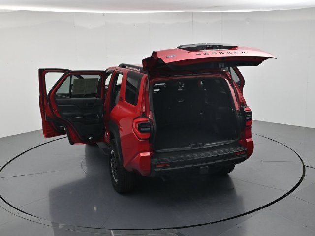 Used 2025 Toyota 4Runner TRD Off-Road AWD/4WD image 46