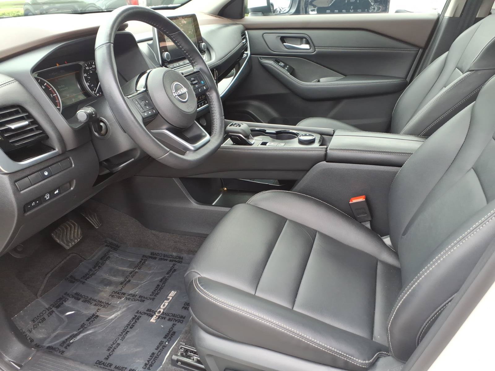 Used 2023 Nissan Rogue SL AWD/4WD image 11