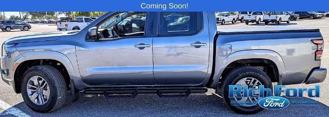 Used 2025 Nissan Frontier SV AWD/4WD image 5
